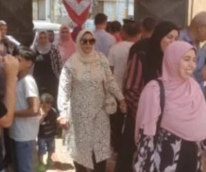 حشود كبيرة للناخبين للإدلاء بأصواتهم فى انتخابات الشيوخ بنادى سمنود بالغربية
