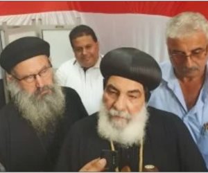 مطران المنوفية يدلى بصوته فى انتخابات مجلس الشيوخ