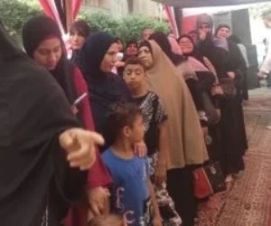فى اليوم الأول .. طوابير السيدات تزين لجان الهرم بانتخابات مجلس الشيوخ 2025
