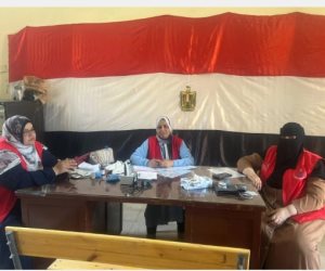 حملة 100 مليون صحة تستقبل الناخبين لتوقيع الكشف الطبي عليهم بلجان الفيوم