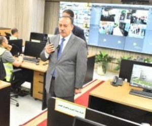 محافظ أسيوط يترأس غرفة العمليات المركزية لمتابعة انتخابات مجلس الشيوخ