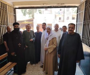 الناخبون بقرية الشيخ زياد في المنيا يواصلون التوافد بكثافة للتصويت بانتخابات الشيوخ.. صور