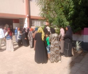 إقبال على لجنة مدرسة نقادة بقنا في اليوم الثاني من انتخابات الشيوخ