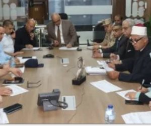 محافظ القليوبية يترأس غرفة عمليات اليوم الثانى لانتخابات مجلس الشيوخ محافظ القليوبية يترأس غرفة عمليات اليوم الثانى لانتخابات مجلس الشيوخ