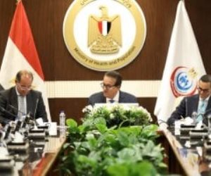 وزير الصحة يتابع موقف ملف المساهمة التكافلية بمنظومة التأمين الصحى الشامل وزير الصحة يتابع موقف ملف المساهمة التكافلية بمنظومة التأمين الصحى الشامل