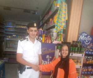 في بلد تحمي كرامة كل مواطن.. فتاة من ذوي الهمم تستنجد بشرطة النجدة والضابط يرد: “الرئيس موصي عليكم"