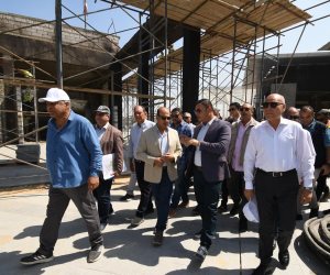 وزير الإسكان ومحافظ القاهرة يتفقدان مكونات مشروع حدائق "تلال الفسطاط" بمنطقة مصر القديمة