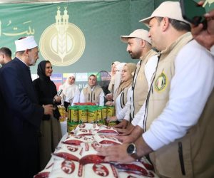 بتوجيهات شيخ الأزهر .. دخول قافلة «بيت الزكاة والصدقات» الإغاثية الحادية عشرة إلى أهالينا في غزة