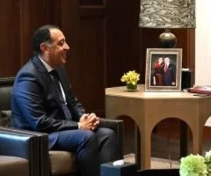 عاهل المملكة الأردنية الهاشمية يستقبل رئيس الوزراء بالديوان الملكى بالحسينية عاهل المملكة الأردنية الهاشمية يستقبل رئيس الوزراء بالديوان الملكى بالحسينية