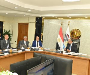 وزير قطاع الأعمال العام يترأس الجمعية العامة للقابضة للأدوية لاعتماد موازنة 2025-2026