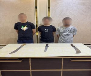 الداخليية تكشف ملابسات مقطع فيديو بمواقع التواصل تضمن تضرر إحدى السيدات من قيام شقيق طليقها وآخرين بالتعدى عليها وسرقة بعض منقولاتها 