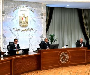 رئيس الوزراء يوجه الوزراء المعنيين بتكثيف الجهود لتنفيذ الوثائق التي تم توقيعها بين مصر والأردن وترجمتها إلى خطط وبرامج على الأرض سعياً لتوطيد أطر التعاون بين البلدين