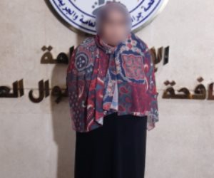 ضبط سيدة لقيامها بالنصب على المواطنين من راغبي السفر بالخارج في الجيزة