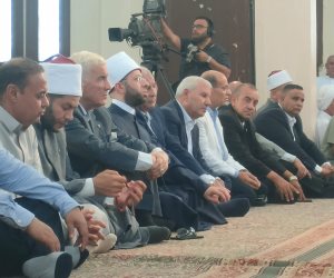 وزير الأوقاف يؤدي صلاة الجمعة بمسجد "التعمير" في قرية الخربة ببئر العبد في شمال سيناء (صور)