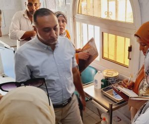 "وكيل صحة شمال سيناء" بتفقد مستشفى العريش وعدد من الوحدات ويحيل مدير وحدة اسيوط بالعريش  إلي التحقيق (صور)