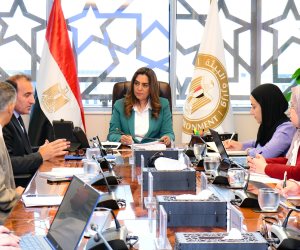 وزيرة التنمية المحلية والقائم بأعمال وزير البيئة تلتقي فريق عمل برنامج الأمم المتحدة الإنمائي