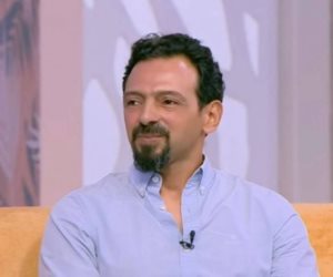 وصول جثمان تيمور تيمور لمسجد المشير.. وكريم الشناوي أول الحضور