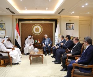 وزير التعليم العالي يتابع الموقف التنفيذي لفرع جامعة الإسكندرية بأبوظبي