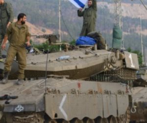 دبابات إسرائيلية تتقدم بشكل مفاجئ جنوب غزة تحت غطاء الطيران والمدفعية
