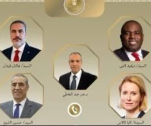 وزير الخارجية يبحث مع نظيريه البريطانى والتركى مستجدات "وقف إطلاق النار بغزة"