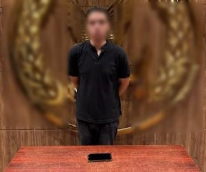 ضبط عامل بأحد الكافيهات بالقاهرة لقيامه بوضع هاتف المحمول داخل دورة مياه السيدات