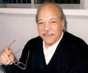 احتفاءا بيوم ميلاد محسن زايد.. قصة مسلسل "الحرافيش" من أحمد زكى إلى نور الشريف