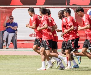تشكيل الأهلي المتوقع أمام بيراميدز.. زيزو وبن شرقي وشريف في الهجوم تشكيل الأهلي المتوقع أمام بيراميدز.. زيزو وبن شرقي وشريف في الهجوم