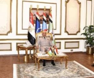 وزير الدفاع ورئيس الأركان يلتقيان رئيس هيئة الأركان المشتركة للقوات المسلحة الأردنية