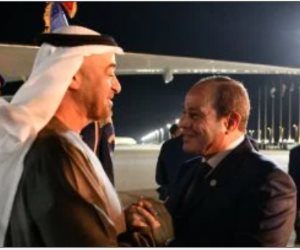 الرئيس السيسى يودّع الشيخ محمد بن زايد بمطار العلمين في ختام زيارته الأخوية لمصر