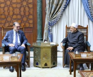 شيخ الأزهر يستقبل رئيس الهيئة القومية لسلامة الغذاء ويبحثان سبل التعاون لخدمة طلاب الأزهر