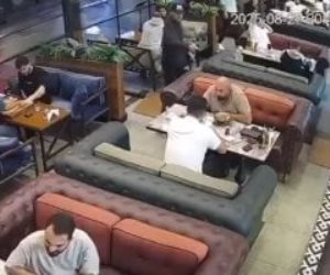 حدث في تركيا .. مقتل رئيس نادى علم داغ برصاصة فى الرأس داخل مطعم بإسطنبول.. فيديو