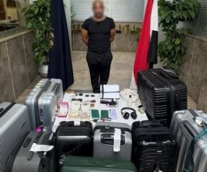 سائق بأحد تطبيقات النقل الذكي.. ضبط مرتكب واقعة سرقة حقائب ومشغولات ذهبية تمتلكها سيدتان أجنبيتان