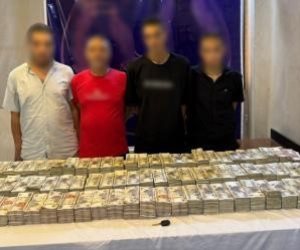 ضبط 4 أشخاص لقيامهم بسرقة مبلغ مالي خاص بإحدى الشركات بالقاهرة