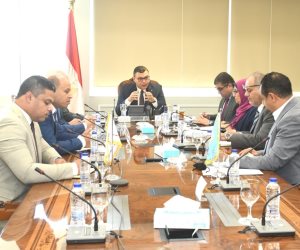 وزير الإسكان يتابع مشروع المماشى السياحية بمدينة ٦ أكتوبر