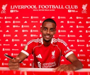 ليفربول يعلن ضم المهاجم السويدي ألكسندر إيزاك رسميا بعقد طويل الأمد
