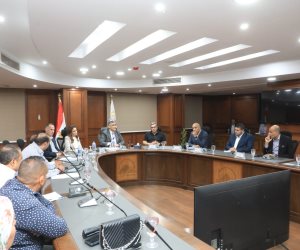 محافظ الجيزة يلتقي بنواب حي الهرم الجدد عقب توليهم مهام عملهم
