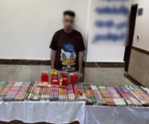 ضبط أحد الأشخاص بالقاهرة لقيامه بالإتجار فى الألعاب النارية