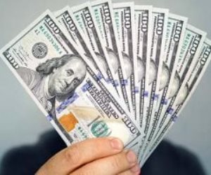 تراجع سعر الدولار اليوم الأحد أمام الجنيه المصري فى منتصف التعاملات