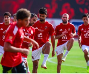 عبد القادر وإمام عاشور يظهران فى ودية الأهلى استعدادا لإنبى بالدورى