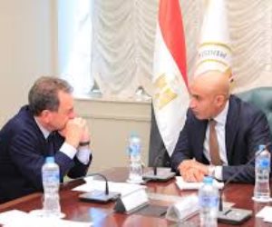 وزير التعليم يجتمع مع سفير فرنسا لتعزيز التعاون فى مدارس التكنولوجيا التطبيقية