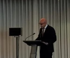 محمد عبداللطيف: «تعليم مهارات القراءة والكتابة جزءًا من الهوية المهنية لمعلمينا»