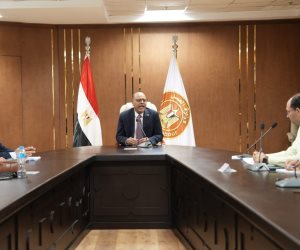 وزير العمل في أول أيام تطبيق قانون العمل الجديد: تحرير 201 محضر تصاريح عمل أجانب بغرامات تصل إلى 20 مليون جنيه 