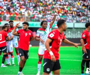 بداعي التسلل .. إلغاء هدف لمنتخب مصر أمام بوركينا فاسو
