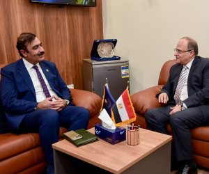 رئيس هيئة الدواء المصرية يبحث مع نظيره الباكستاني آفاق التعاون لتعزيز الشراكة الدوائية