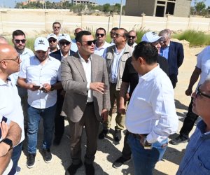وزير الإسكان يتفقد أعمال تطوير محور 26 يوليو والتوسعات الشرقية بـ6 أكتوبر