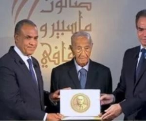 بحضور وزير الخارجية.. المسلماني يكرم كوكبة إعلامية من أبناء الإذاعة والتليفزيون ويمنحهم وسام ماسبيرو