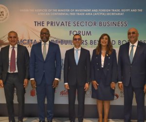 وزير الاستثمار يفتتح معرض المشروعات الصغيرة والمتوسطة بحضور أفريقي ودولي واسع