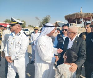 محافظ شمال سيناء يفتتح مهرجان الهجن بمضمار نادي العريش.. وسط حضور جماهيري حاشد (صور)