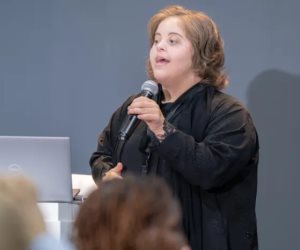 المؤسسات الإعلامية وحركات المناصرة الذاتية محور نقاش عالمي في الشارقة لدعم حقوق الأشخاص ذوي الإعاقة