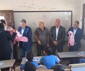 بإجمالي 10300 طالب وطالبة .. إنطلاق الدراسة بإدارات وسط سيناء ورفح ووكيل التعليم  يتفقد أول يوم دراسي